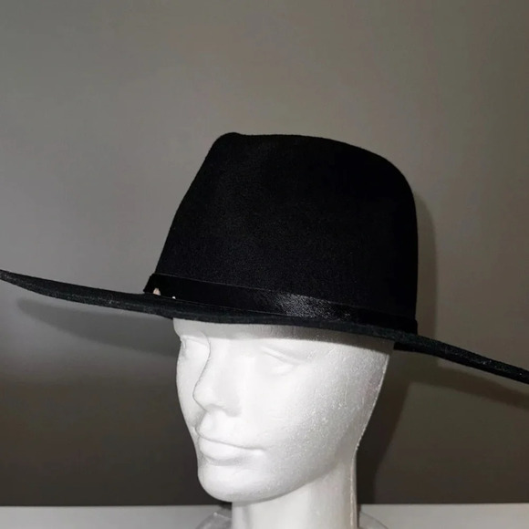 EUC Ecote Urban Outfitters 100% Wool Calf Hair Accent Black Cowboy Hat
